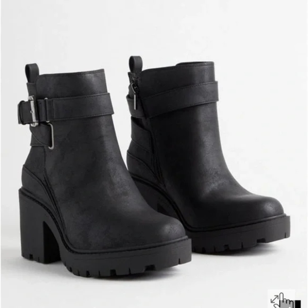 Torrid Black Ankle Boots Size 11.5ww